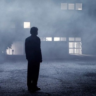 Double (2014), The Picture 6