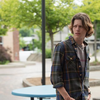 Nick Eversman stars as Toby in CBS Films' The DUFF (2015)