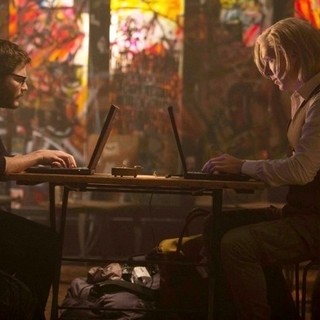 Fifth Estate, The Picture 3