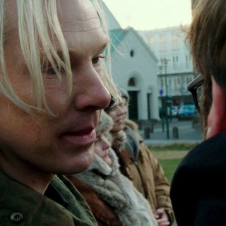 Fifth Estate, The Picture 9