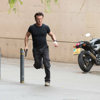Gunman, The Picture 24