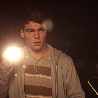 Gabriel Basso in Nerdist Industries' The Hive (2015)