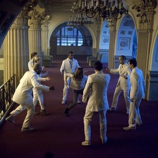 Host (2013), The Picture 23
