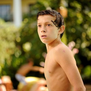 Tom Holland stars as Lucas in Summit Entertainment's The Impossible (2012)