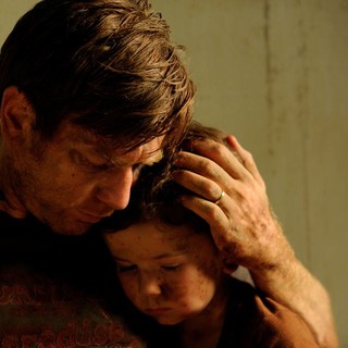 Ewan McGregor stars as Henry and Oaklee Pendergast stars as Simon in Summit Entertainment's The Impossible (2012)