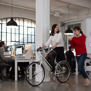 Anne Hathaway stars as Jules Ostin and Christina Scherer stars as Becky Scott in Warner Bros. Pictures' The Intern (2015)