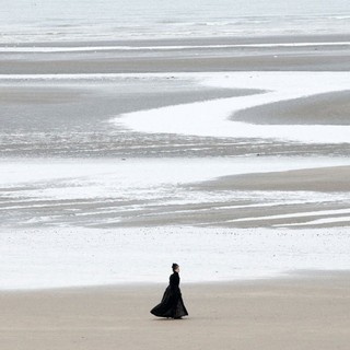 Invisible Woman, The Picture 15