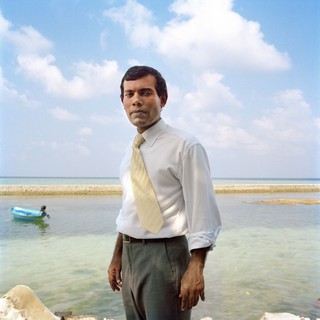 Mohamed Nasheed stars as Himself in Samuel Goldwyn Films' The Island President (2012)