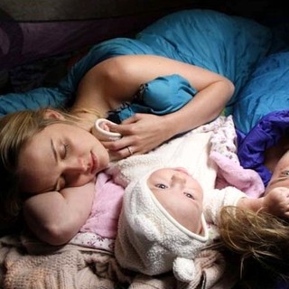 Lie, The Picture 3