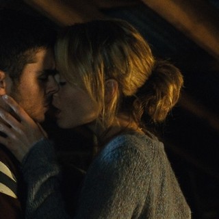 Lucky One, The Picture 16