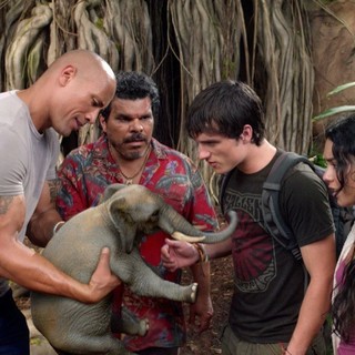 Journey 2: The Mysterious Island Picture 48