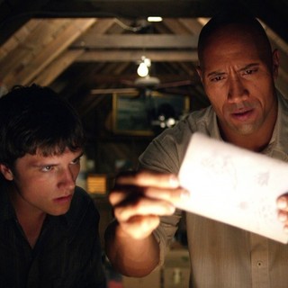 Journey 2: The Mysterious Island Picture 30