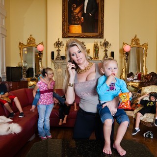 Jackie Siegel stars as Herself in Magnolia Pictures' The Queen of Versailles (2012). Photo credit by Lauren Greenfield.
