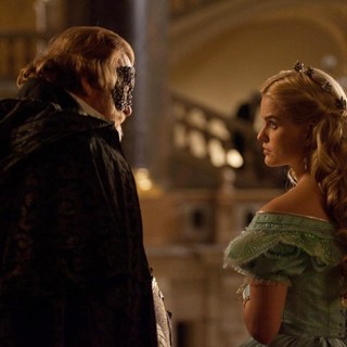 Raven, The Picture 50