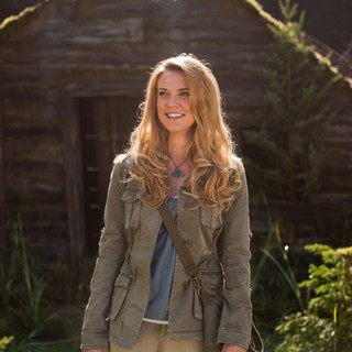 Sara Canning stars as Colette in Magnolia Pictures' The Right Kind of Wrong (2014)