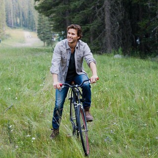 Ryan Kwanten stars as Leo Palamino in Magnolia Pictures' The Right Kind of Wrong (2014)