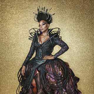 Mary J. Blige stars as Evillene in NBC's The Wiz (2015)