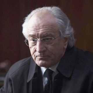 Wizard Of Lies, The Picture 5