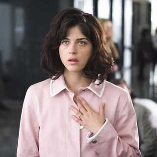 Selma Blair as Adelle in Columbia Pictures' The Alibi (2006)