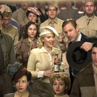 Black Dahlia, The Picture 38