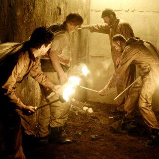 Escapist, The Picture 15