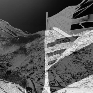 The Flesh Of The Mountain Picture 3