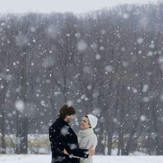 Hugh Jackman as Tom Verde and Rachel Weisz as Izzi in Warner Bros. Pictures' The Fountain (2006)