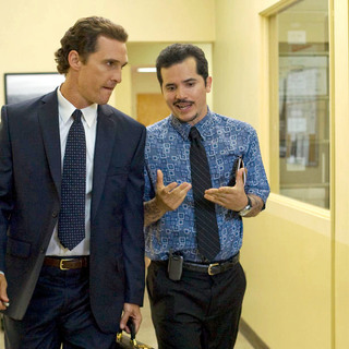 Matthew McConaughey stars as Mickey Haller and John Leguizamo stars as Val Valenzuela in Lionsgate Films' The Lincoln Lawyer (2011)