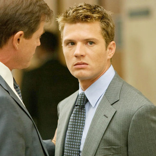 Lincoln Lawyer, The Picture 6