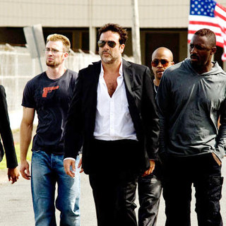 Zoe Saldana, Chris Evans, Jeffrey Dean Morgan, Columbus Short, Idris Elba and Oscar Jaenada in Warner Bros. Pictures' The Losers (2010)