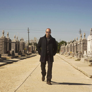 Jason Statham stars as Arthur Bishop in CBS Films' The Mechanic (2011)