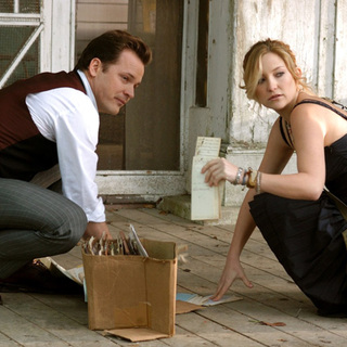 Peter Sarsgaard and Kate Hudson in Universal Pictures' The Skeleton Key (2005)