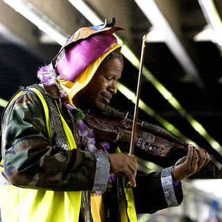 Soloist, The Picture 10