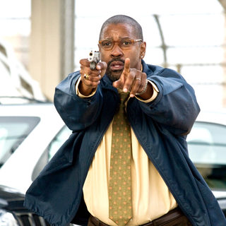 Denzel Washington stars as Walter Garber in Columbia Pictures' The Taking of Pelham 123 (2009)
