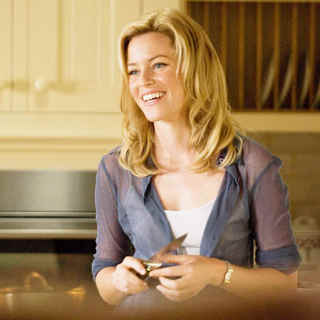 Elizabeth Banks stars as Rachael in DreamWorks' The Uninvited (2009). Photo credit by Kimberley French.