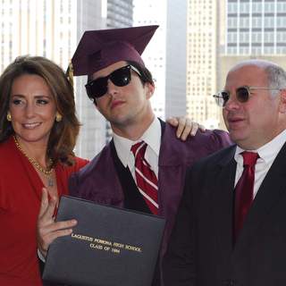 Talia Balsam, Josh Peck and David Wohl in Sony Pictures Classics' The Wackness (2008)
