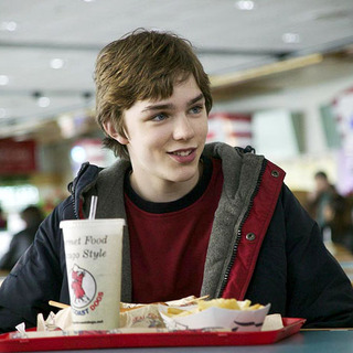 Nicholas Hoult as Mike in Paramount Pictures' THE WEATHER MAN (2005)