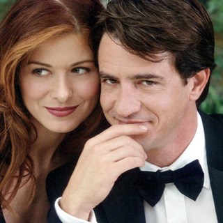 Debra Messing and Dermot Mulroney in 