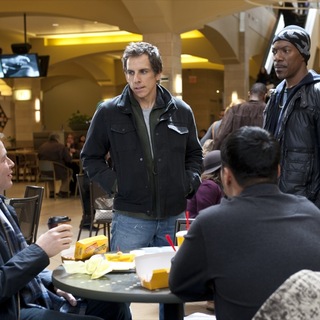 Tower Heist Picture 20