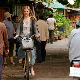 Mira Sorvino stars as Claire Becker in Monterey Media's Trade of Innocents (2012)