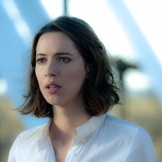 Transcendence Picture 20
