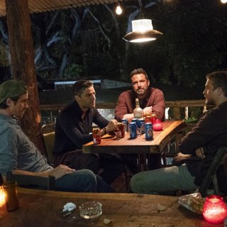 Garrett Hedlund, Oscar Isaac, Ben Affleck, Charlie Hunnam and Pedro Pascal in Netflix's Triple Frontier (2019)