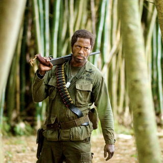 Robert Downey Jr. stars as Kirk Lazarus in DreamWorks Pictures' Tropic Thunder (2008)