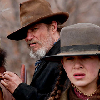 Jeff Bridges stars as Marshal Reuben J. Cogburn and Hailee Steinfeld stars as Mattie Ross in Paramount Pictures' True Grit (2010)