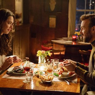 Rebecca Hall stars as Hannah and Jason Sudeikis stars as Andrew McDonnell in Starz Digital Media'sTumbledown (2016)