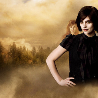 Elizabeth Reaser, Ashley Greene and Nikki Reed in Summit Entertainment's The Twilight Saga's New Moon (2009)