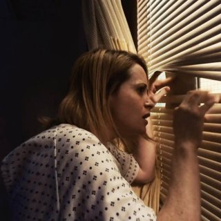 Unsane Picture 6