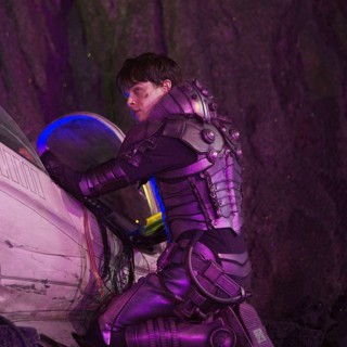 Dane DeHaan stars as Valerian in STX Entertainment's Valerian and the City of a Thousand Planets (2107))