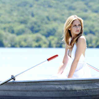 Veronika Decides To Die Picture 2