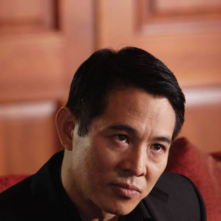 Jet Li as Rogue in Lions Gate Films' War (2007)